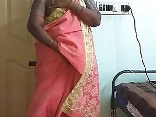 horny-indian-desi-aunty Act crazy Queasy Pussy..